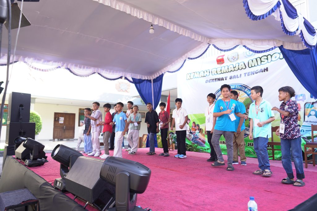 Kemah Remaja Misioner Dekenat Bali Tengah