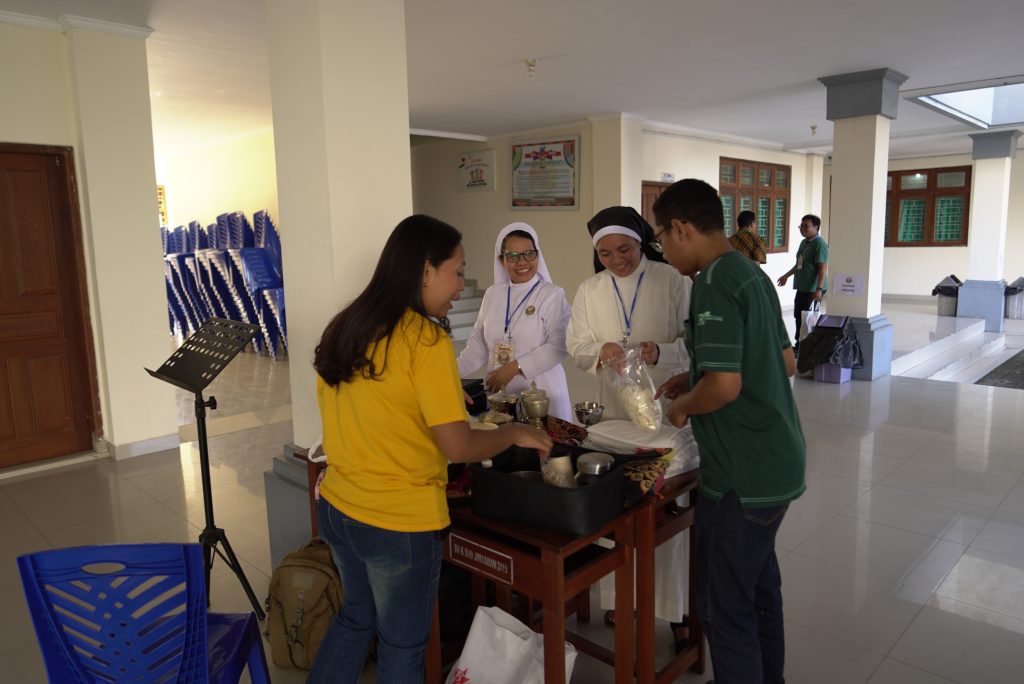 Kemah Remaja Misioner Dekenat Bali Tengah