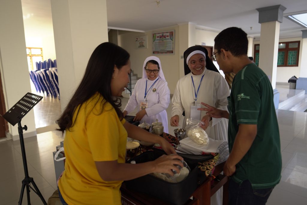Kemah Remaja Misioner Dekenat Bali Tengah