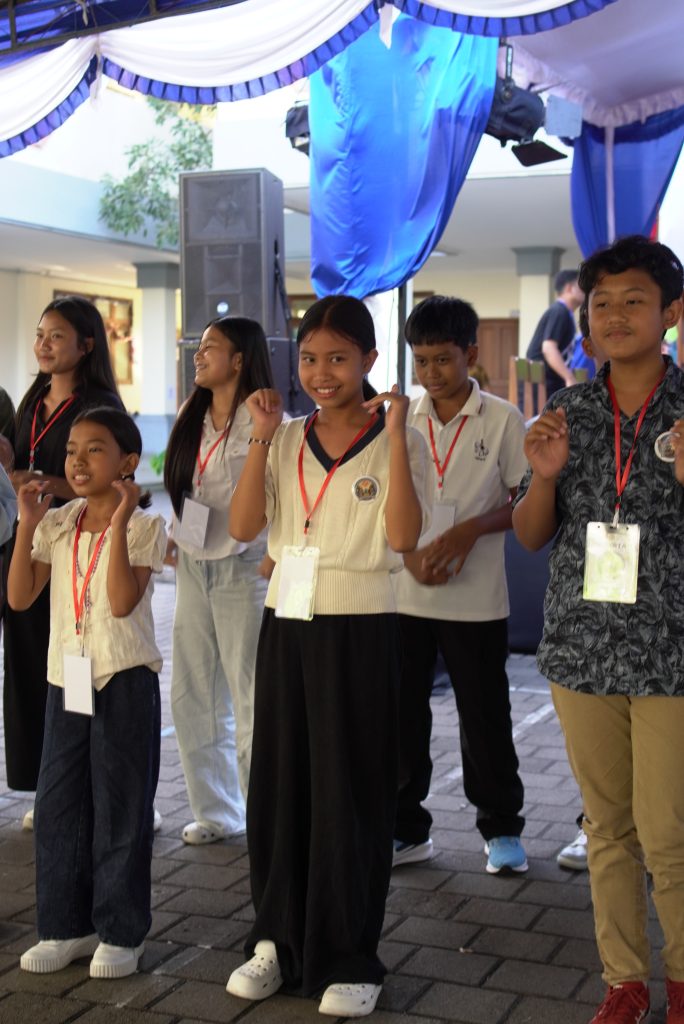 Kemah Remaja Misioner Dekenat Bali Tengah
