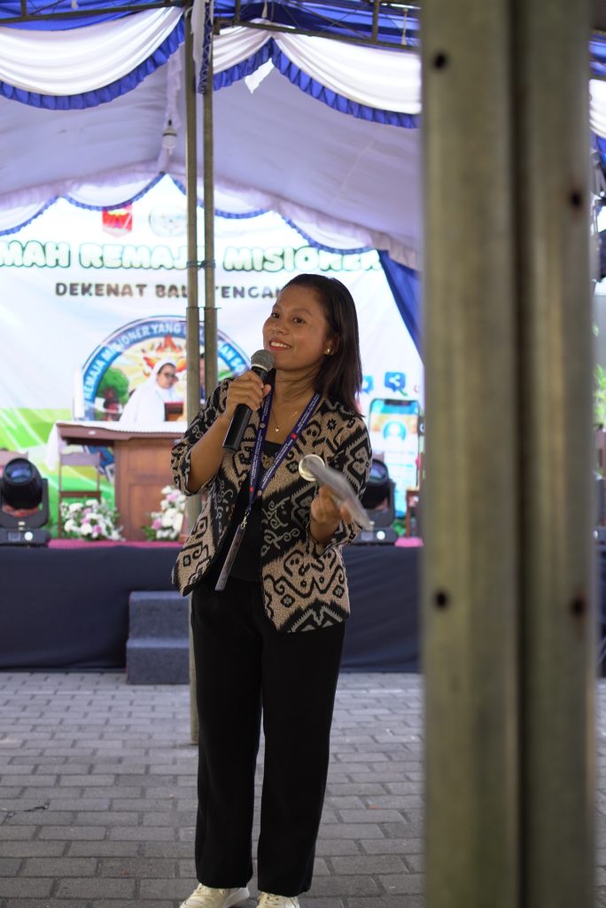 Kemah Remaja Misioner Dekenat Bali Tengah