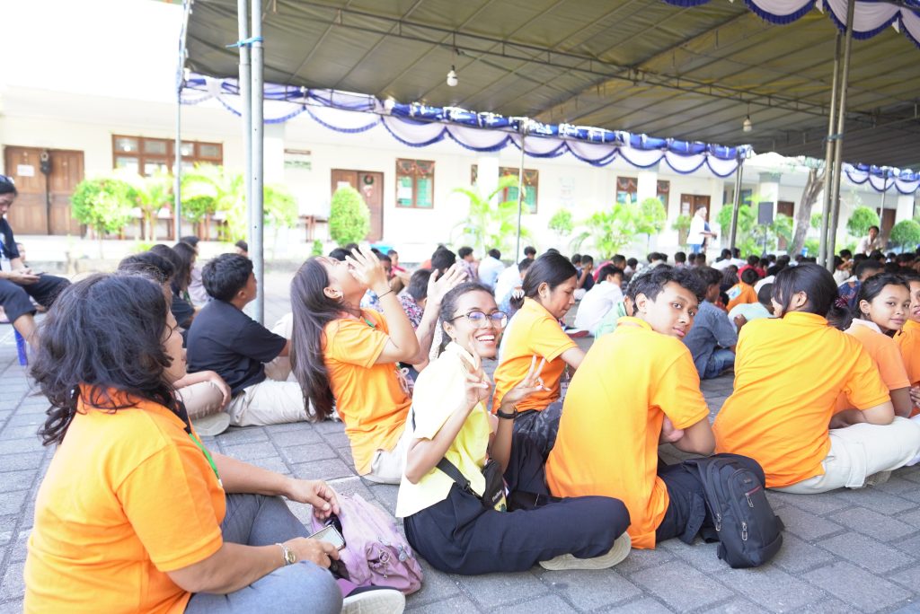 Kemah Remaja Misioner Dekenat Bali Tengah