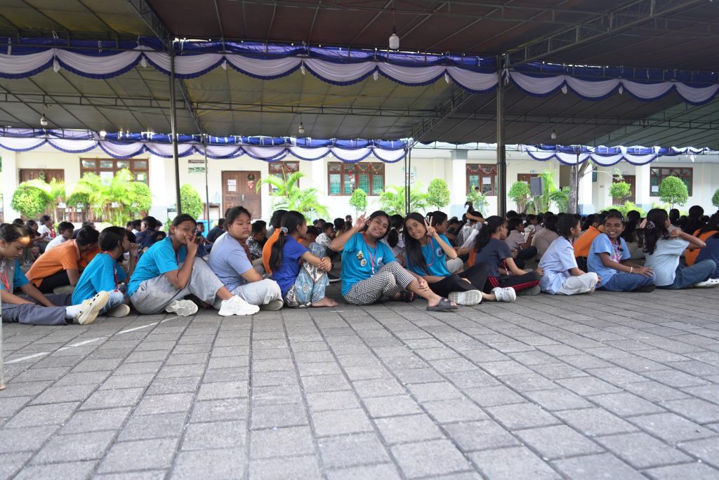Kemah Remaja Misioner Dekenat Bali Tengah