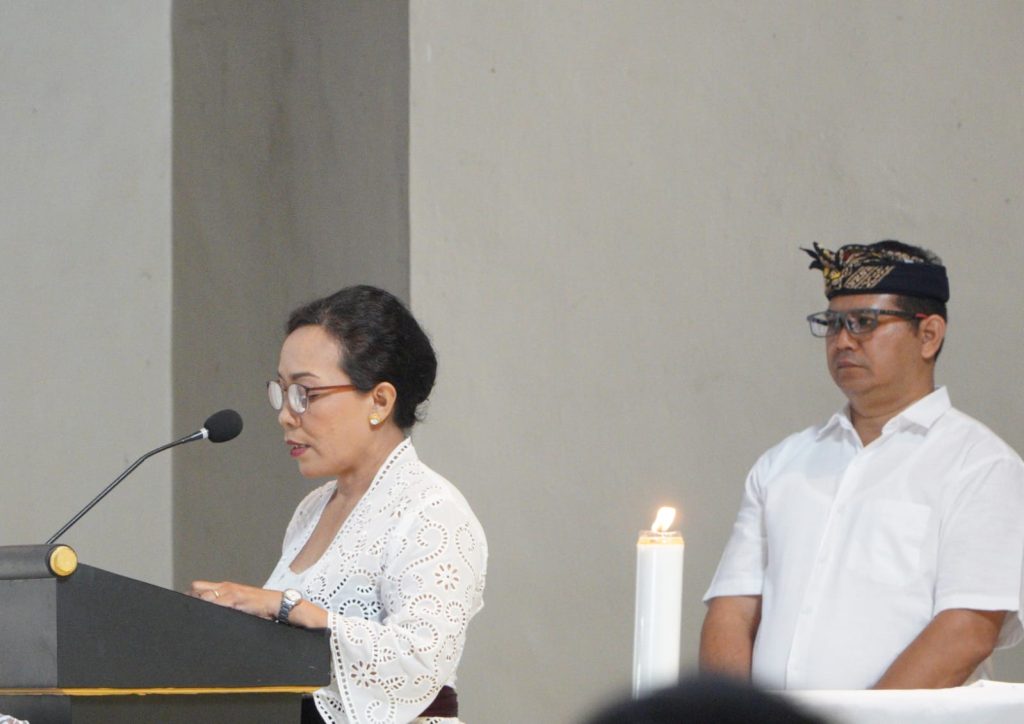 Sebanyak 23 anak dari Stasi Cemagi, Abianbase, Sading, dan pusat Paroki St. Theresia Tangeb menerima Komuni Pertama pada Misa Hari Raya Tubuh dan Darah Kristus, Minggu 7 Juni 2026.
