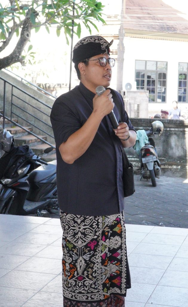 Sebanyak 23 anak dari Stasi Cemagi, Abianbase, Sading, dan pusat Paroki St. Theresia Tangeb menerima Komuni Pertama pada Misa Hari Raya Tubuh dan Darah Kristus, Minggu 7 Juni 2026.