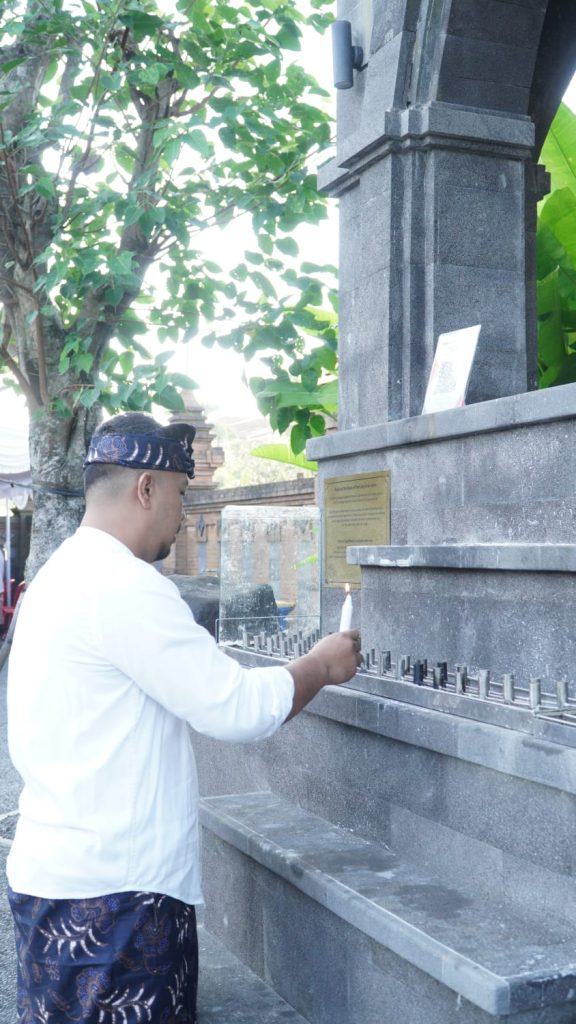 Sebanyak 23 anak dari Stasi Cemagi, Abianbase, Sading, dan pusat Paroki St. Theresia Tangeb menerima Komuni Pertama pada Misa Hari Raya Tubuh dan Darah Kristus, Minggu 7 Juni 2026.