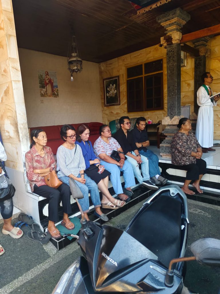 Kunjungan Kasih Lingkungan FX
