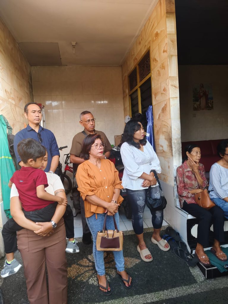 Kunjungan Kasih Lingkungan FX