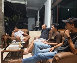 Tim Komsos Kristus Raja Abianbase rapat koordinasi bersama Ketua Dewan Stasi