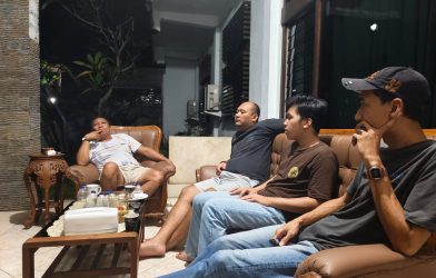 Tim Komsos Kristus Raja Abianbase rapat koordinasi bersama Ketua Dewan Stasi